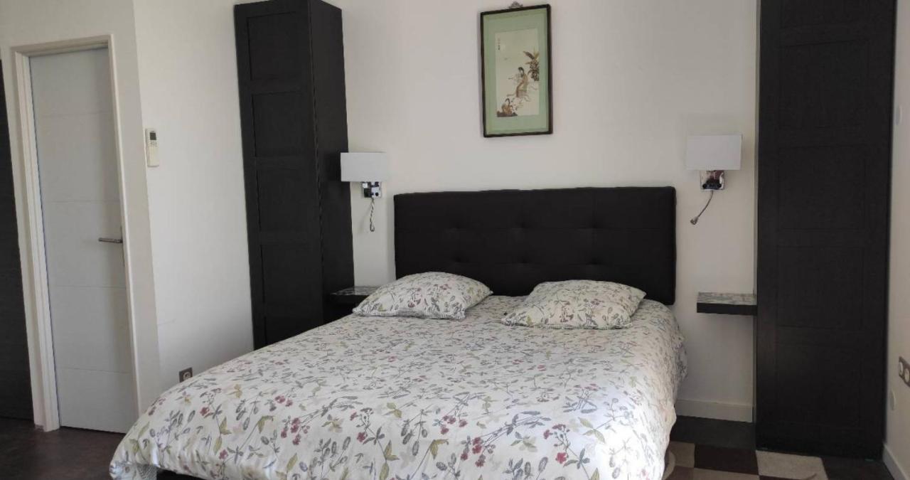 Maison D'Hotes Coeur D'Herault - Gite Et Chambres D'Hotes - Spa & Massages Péret Екстериор снимка