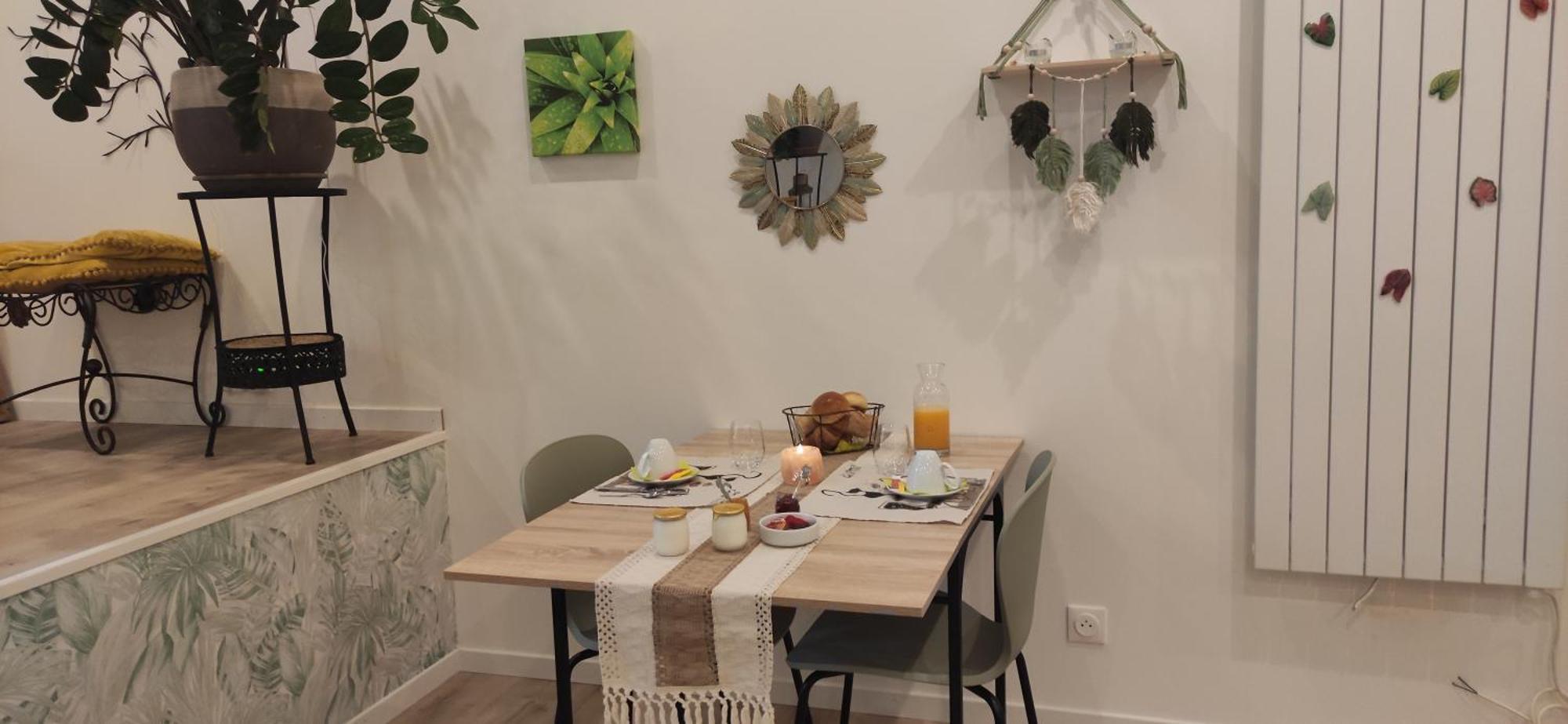 Maison D'Hotes Coeur D'Herault - Gite Et Chambres D'Hotes - Spa & Massages Péret Екстериор снимка